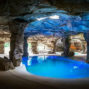 https://tombolo-talasso-resort.it-tuscanyhotel.com